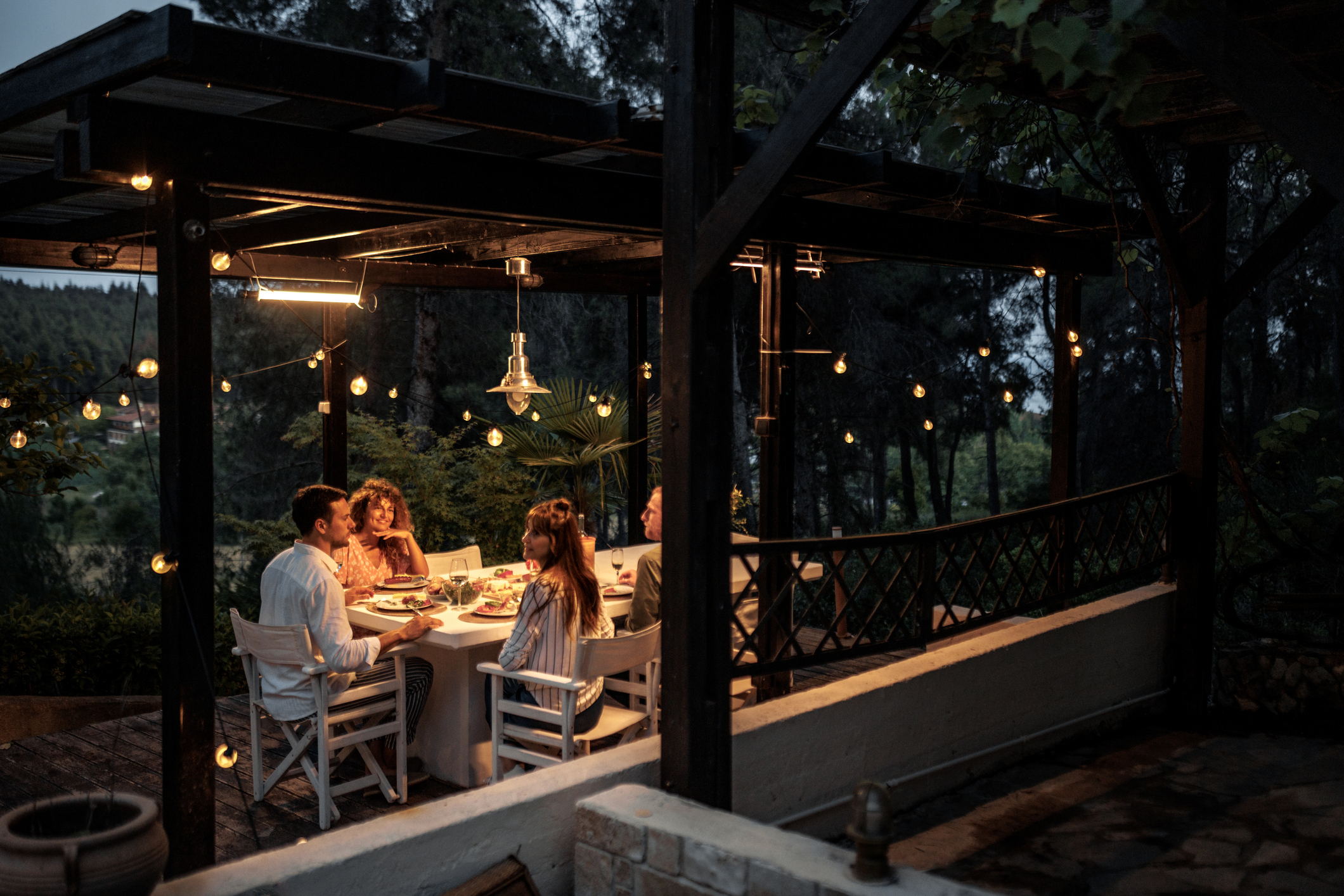 outdoor entertaining in the fall