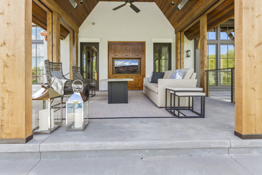 Outdoor TVs vs Indoor TVs: What’s the Difference?